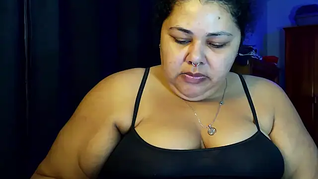Show de xlatinastar na webcam