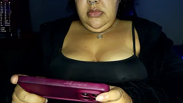 Chat +18 de xlatinastar ao vivo