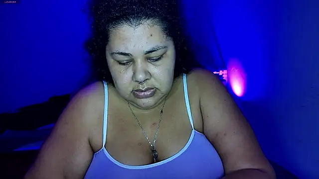 Chat +18 de xlatinastar ao vivo