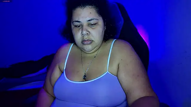 Chat +18 de xlatinastar ao vivo