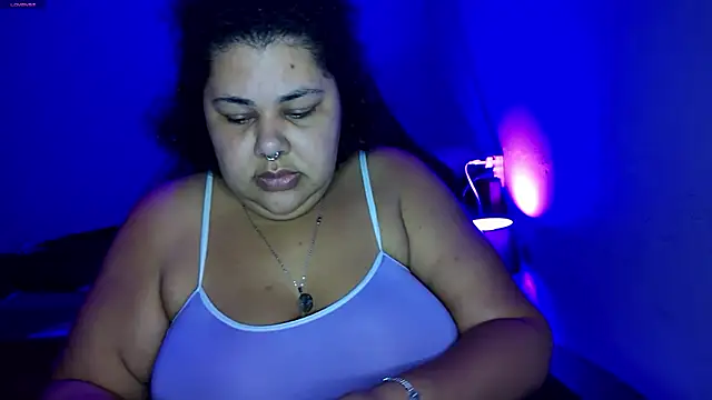 xlatinastar XXX чат на живо