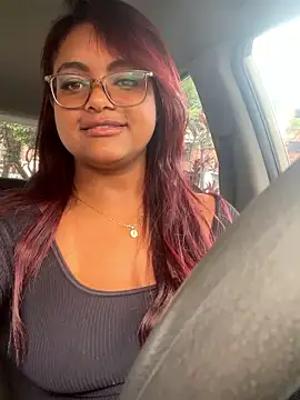 Pokazy przed kamerką – Hill_Brownie