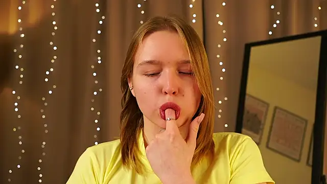 VinnieSerrano 在線直播表演