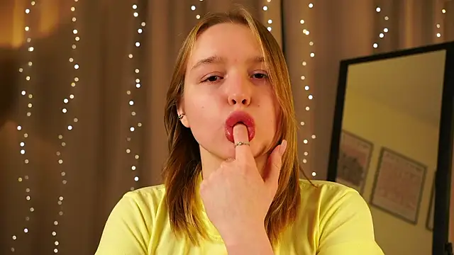 VinnieSerrano Show in webcam