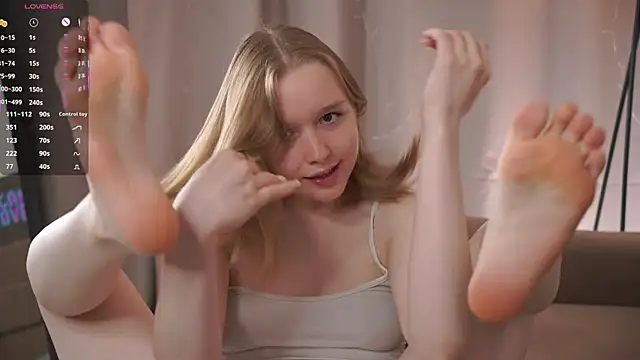 Онлайн чат XXX VinnieSerrano