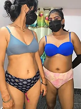 Family02's Webcam Show