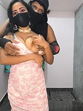 Family02 – webcam-show