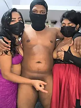 הופעת וובקאם של Family02
