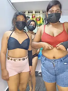 Family02 Webcam-Show