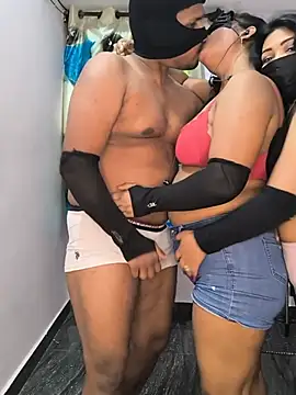 Family02 Webcam Show