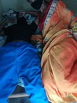 LOVE_STREAM Pertunjukan Webcam