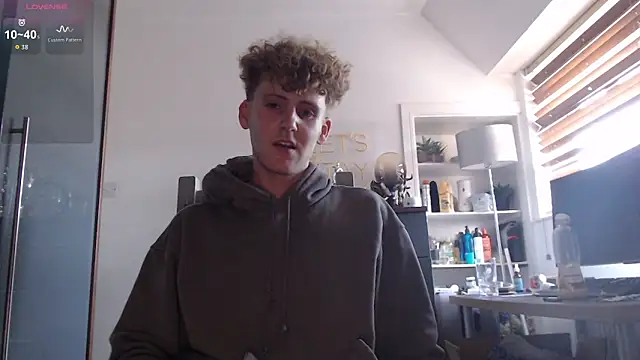 DominantAlex18's Webcam Show