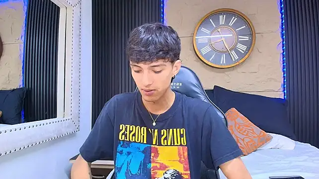 Lean_Portman Webcam show