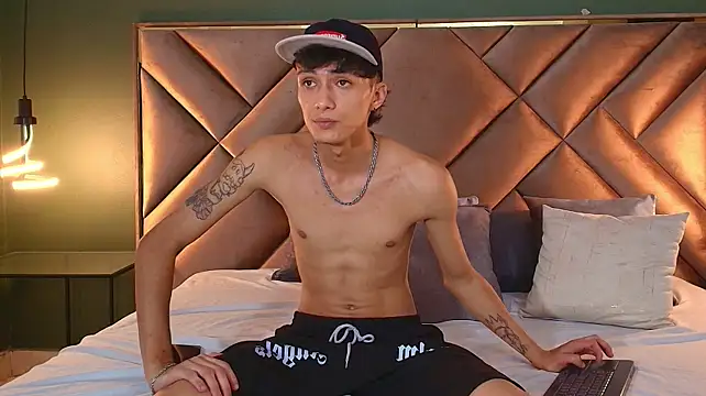 Lean_Portman's Live XXX Chat
