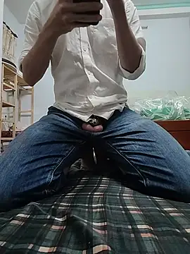 dogslavehf Show Webcam