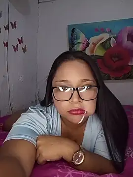 Chatroom XXX en direct de Angelly_ricura