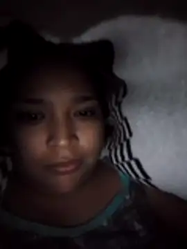Chat +18 de Angelly_ricura ao vivo