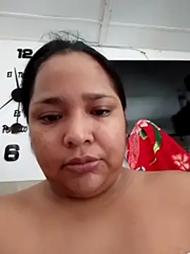 Angelly_ricura Chat XXX in diretta