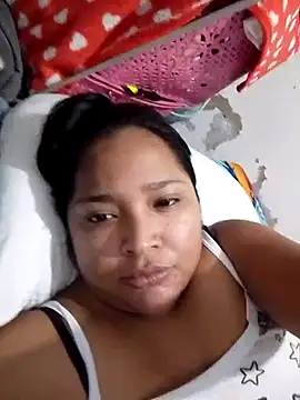 Chat XXX en directo de Angelly_ricura