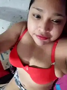 Chat XXX en directo de Angelly_ricura