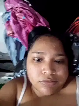 Chat +18 de Angelly_ricura ao vivo