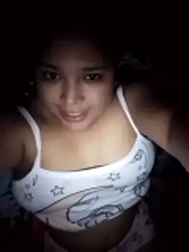 Angelly_ricura Chat XXX in diretta