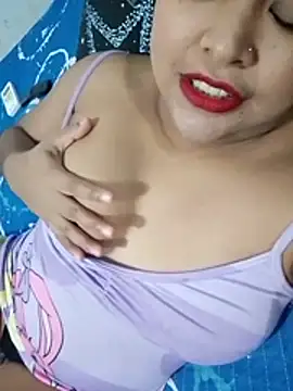 Chat XXX en directo de Angelly_ricura