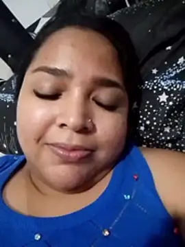 Chat XXX en directo de Angelly_ricura
