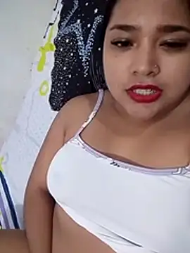 Chat XXX en directo de Angelly_ricura