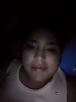 Chat +18 de Angelly_ricura ao vivo