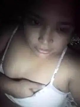 Angelly_ricura élő XXX-chatje