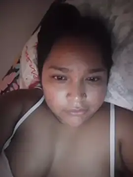 Chat +18 de Angelly_ricura ao vivo