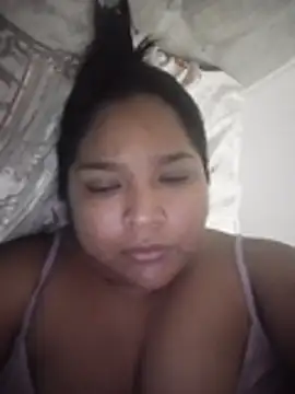 Czat XXX na żywo – Angelly_ricura