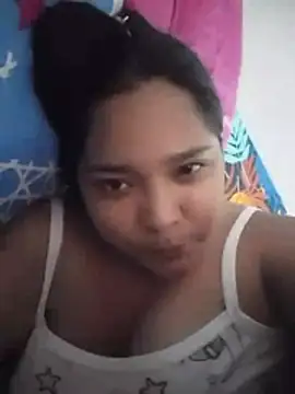 Chat +18 de Angelly_ricura ao vivo
