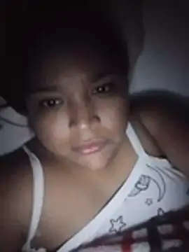 Chatroom XXX en direct de Angelly_ricura