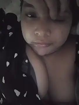 Czat XXX na żywo – Angelly_ricura