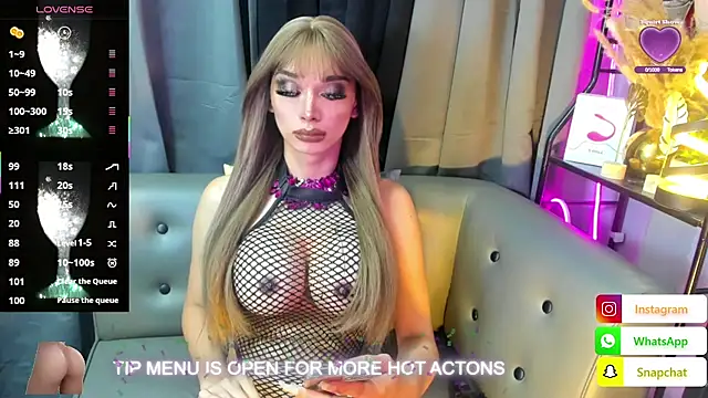 MISTRESSMonica_xxx Adlı Modelin Web Kamerası Şovu