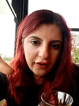 Ufkizil Show in webcam