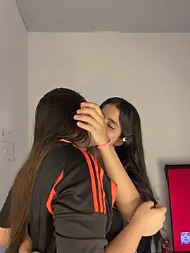 عرض كام Zow_