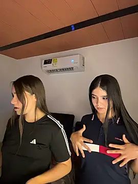Вебкам-шоу Zow_