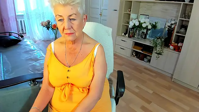 HotandMature Show in webcam