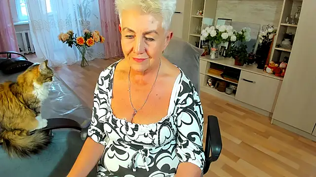 HotandMaturen Webbikameraesitys