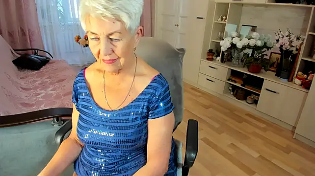 Show de HotandMature na webcam