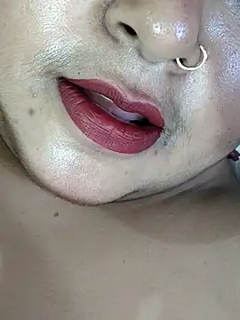 hotbhabhi011's Webcam Show