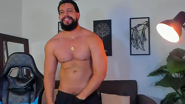Justin_kingX7 Adlı Modelin Canlı XXX Sohbeti