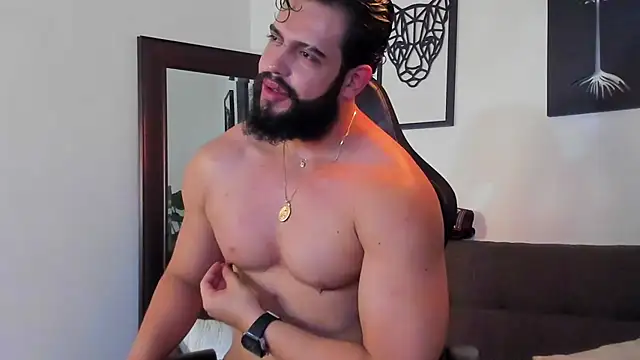 Justin_kingX7 Chat XXX in diretta