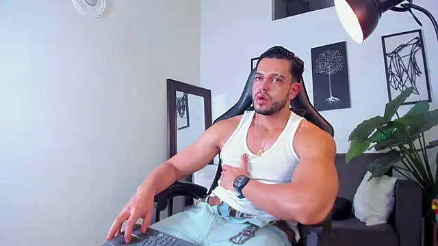 Chatroom XXX en direct de Justin_kingX7