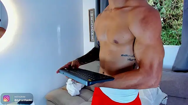 Show modela Mr_adrian na web-kameri
