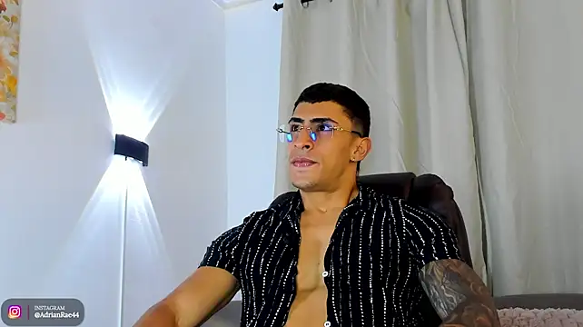 Mr_adrian 웹캠 쇼