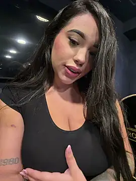 SofiaWildee Chat XXX live